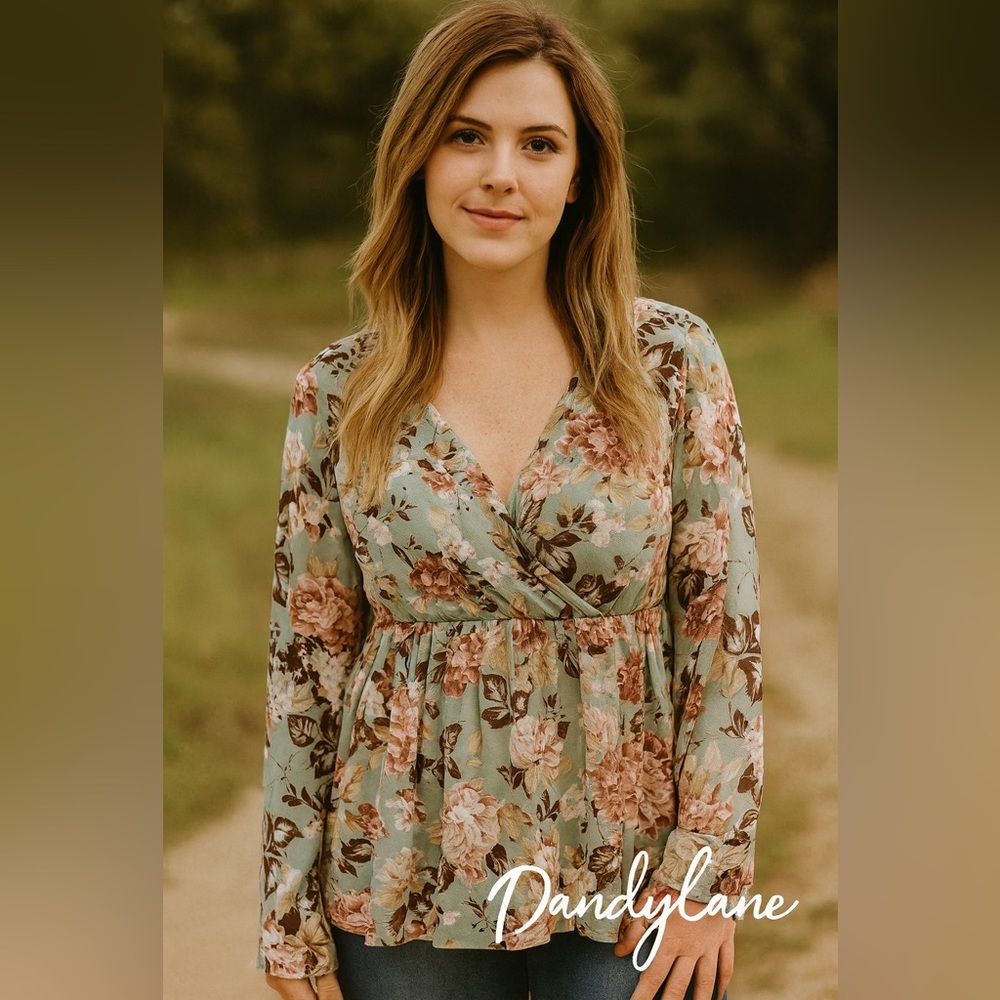 Ophelia Rose floral cross front Blouse Size XL